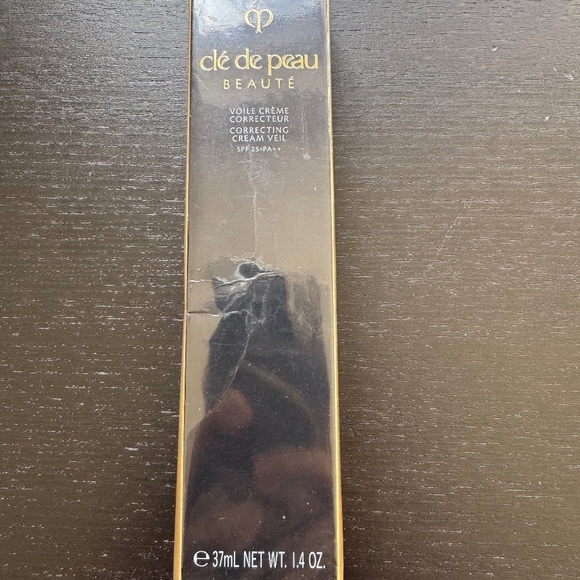 Brand new Cle de Peau correcting cream/primer - Picture 1 of 5